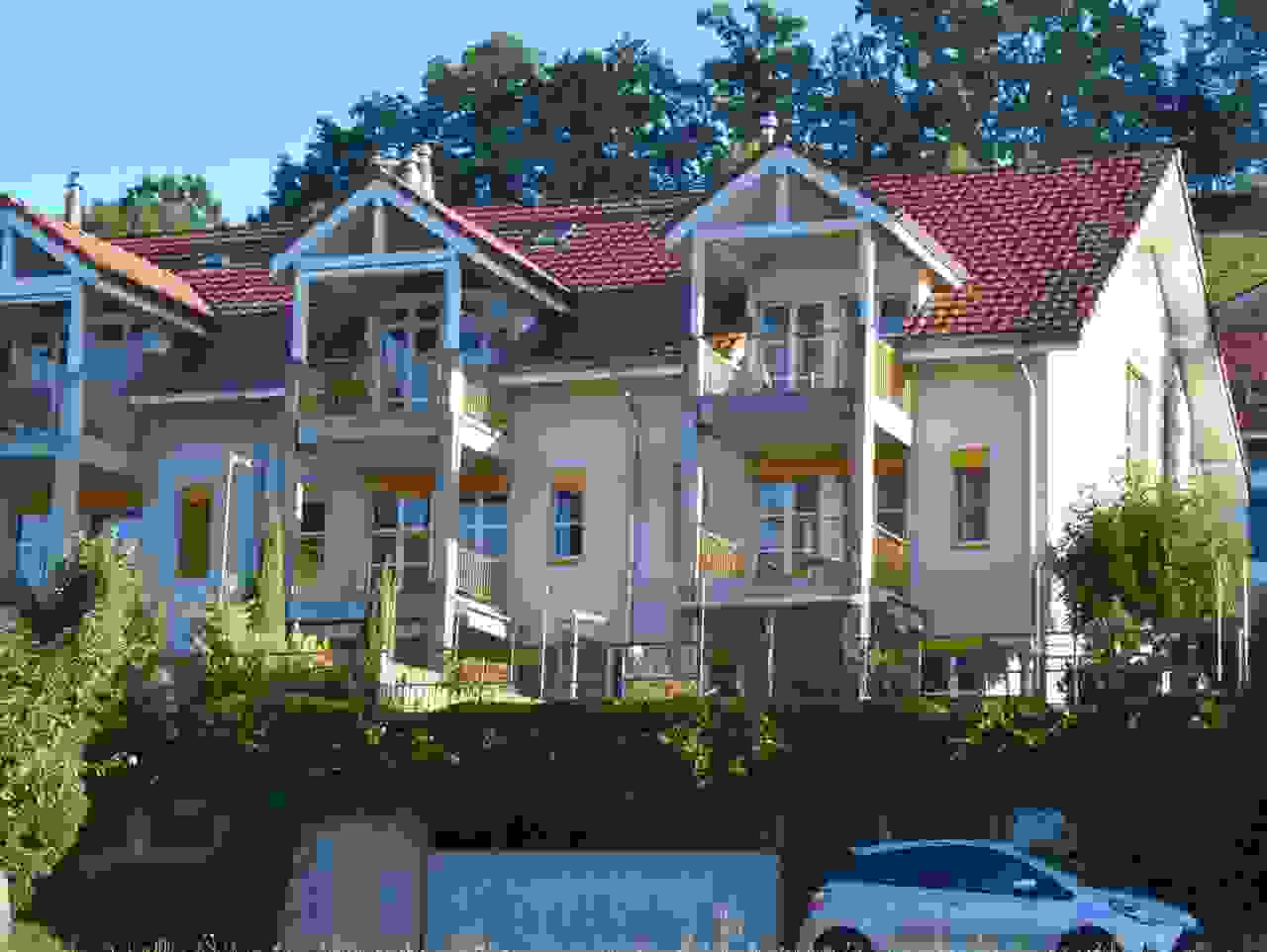 haus_von_vorne.jpg