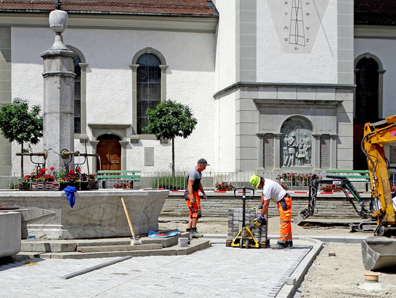 graenicher_strassenbau_ortsdurchfahrt_huttwil_05.jpg graenicher_strassenbau_ortsdurchfahrt_huttwil_05.jpg