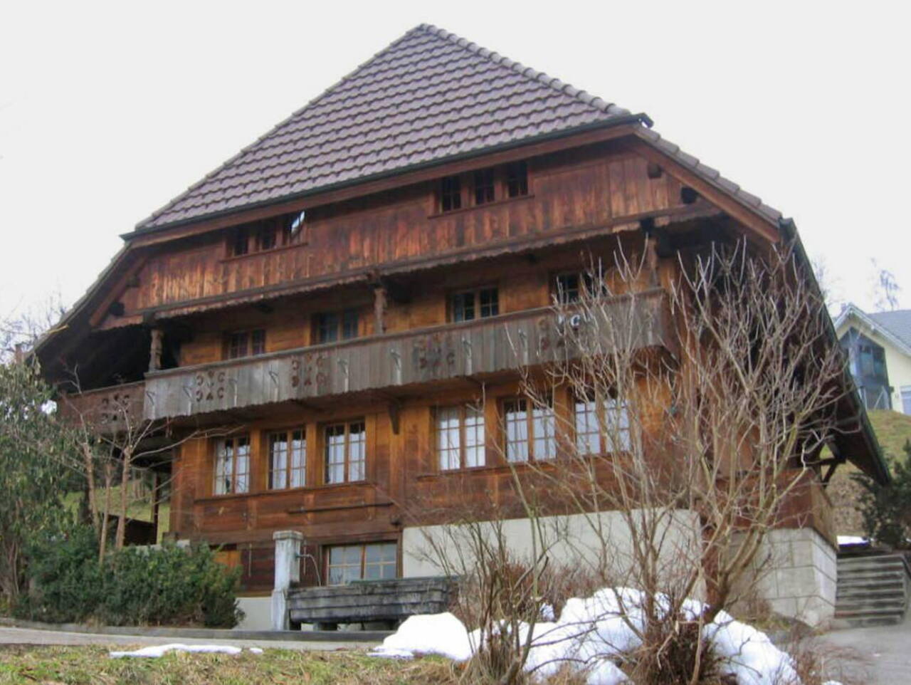 haus.jpg haus.jpg