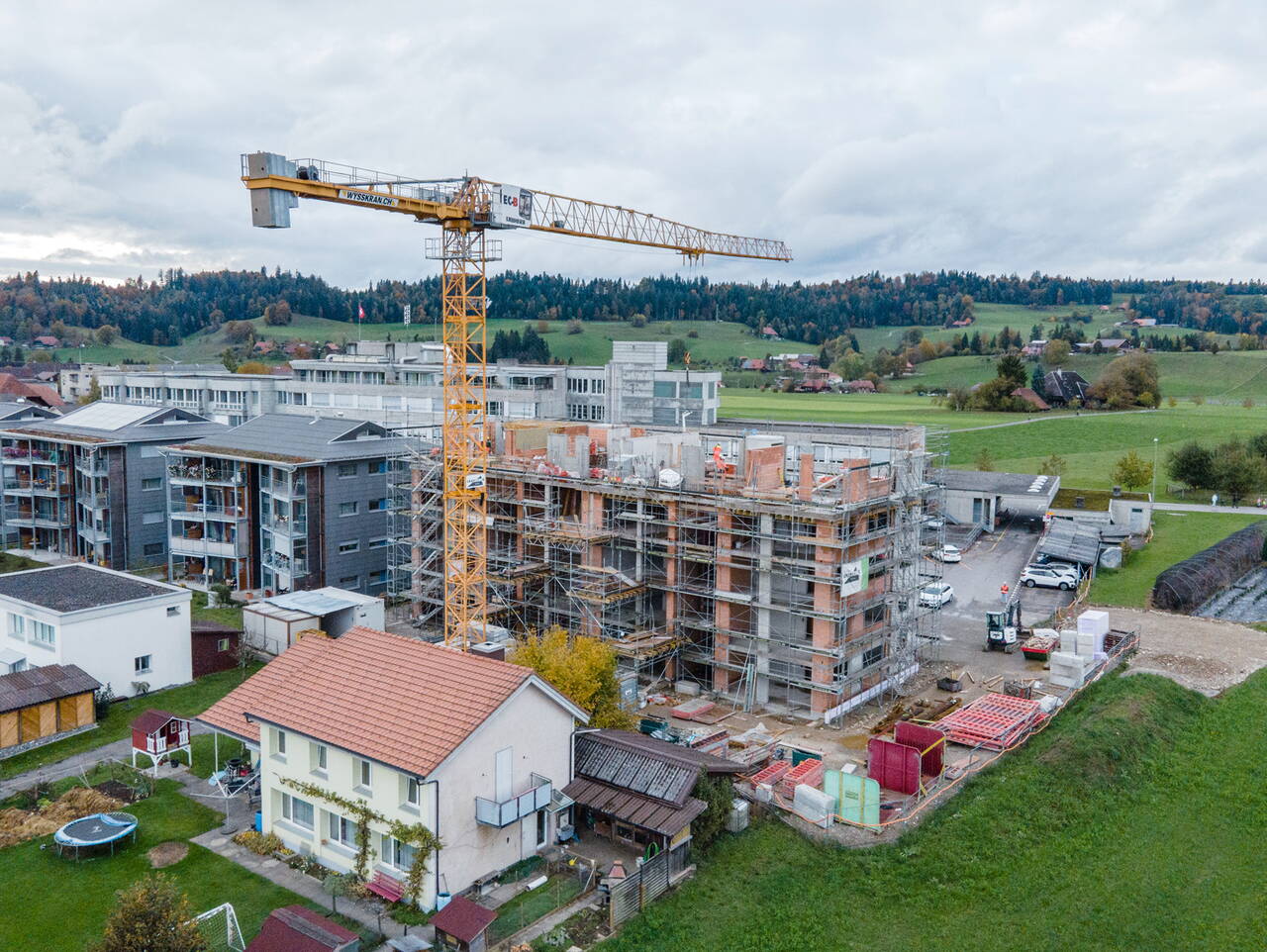 graenicher_hochbau_wohnpark_archgaessli_sumiswald_01.jpg graenicher_hochbau_wohnpark_archgaessli_sumiswald_01.jpg